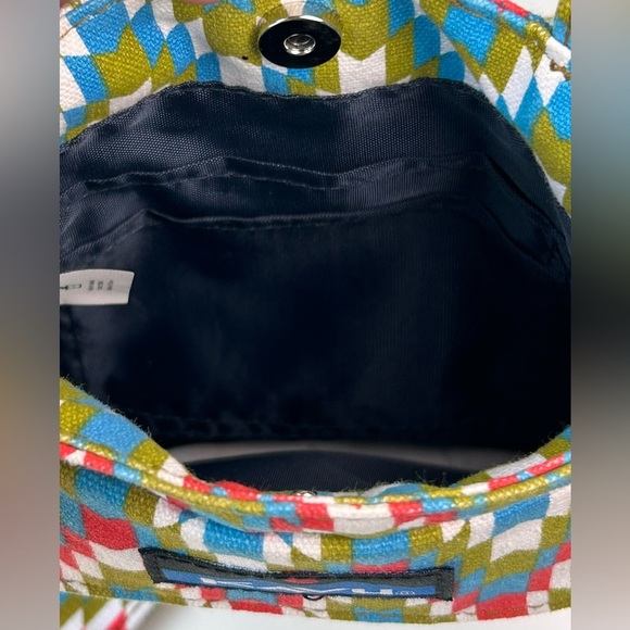 KAVU Keeper Bag Crossbody Pink Green Zig Zag Pattern EUC - Picture 7 of 8